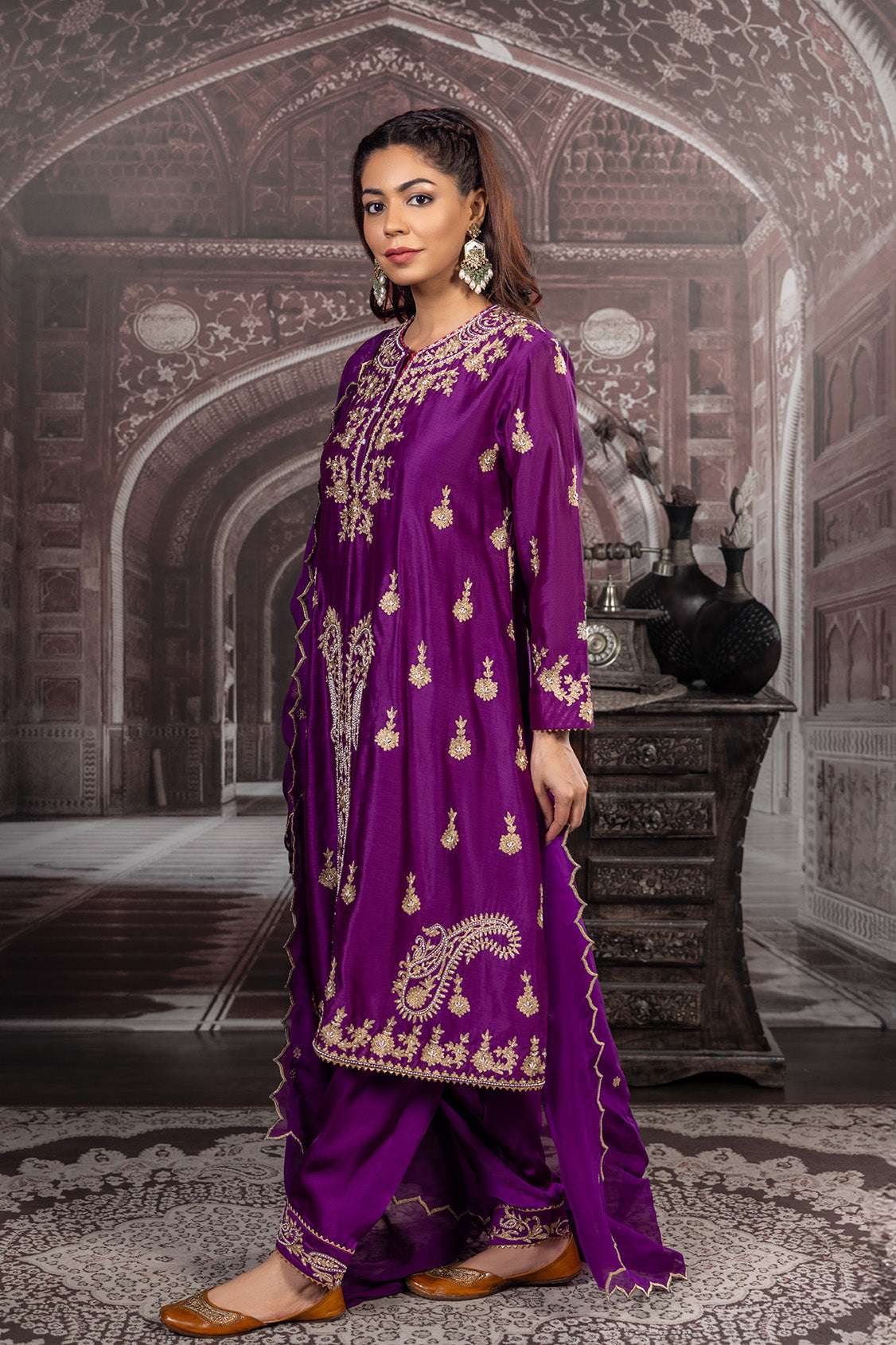 Nayab Purple Aari Set