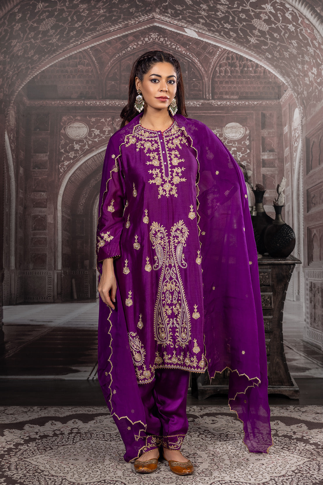 Nayab Purple Aari Set