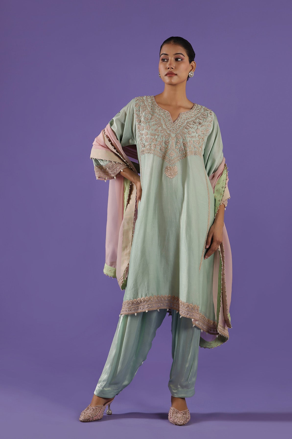 Mridvika Choga Salwar set