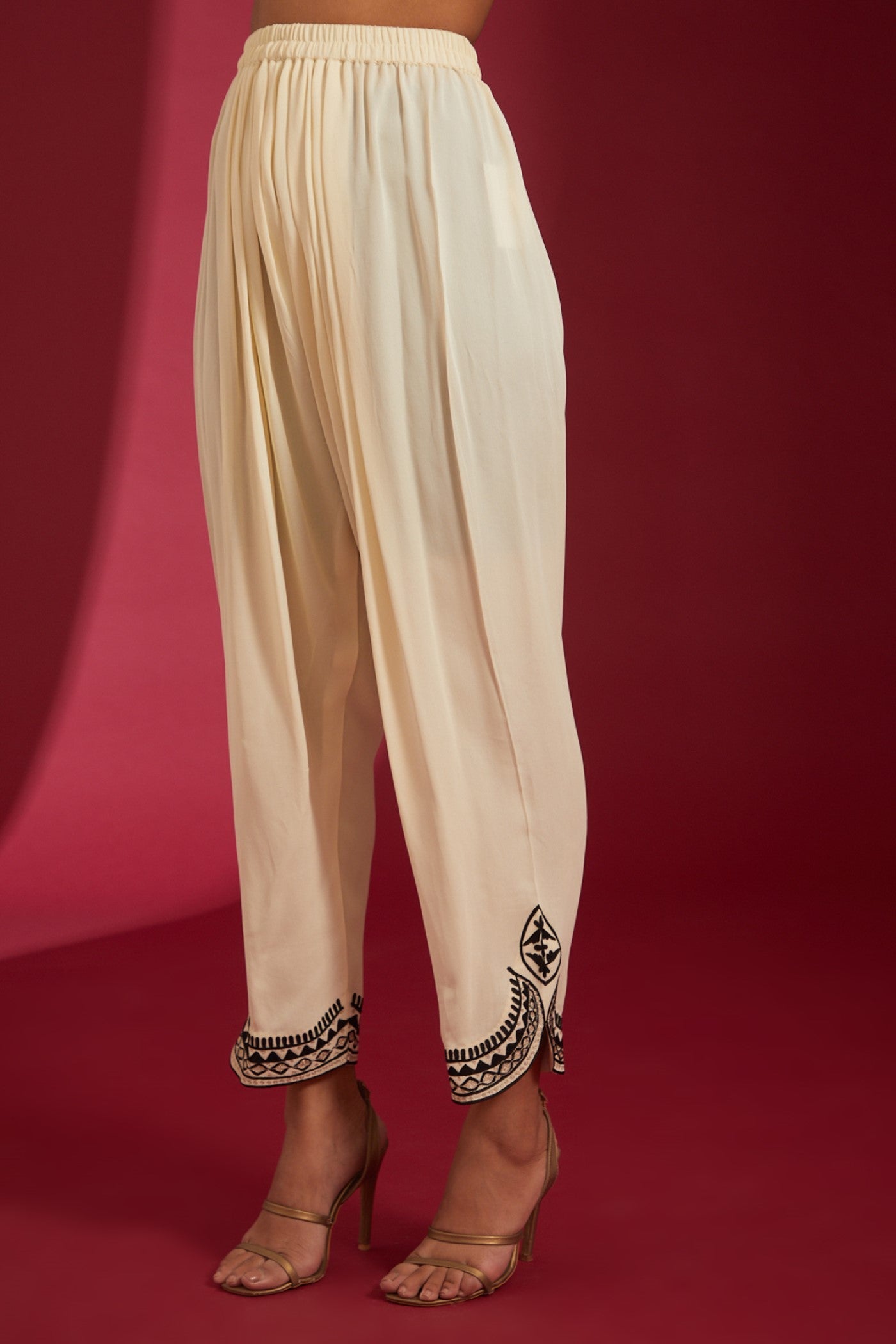 Ivory with Black Aari Embroidered Georgette Co-Ord Set