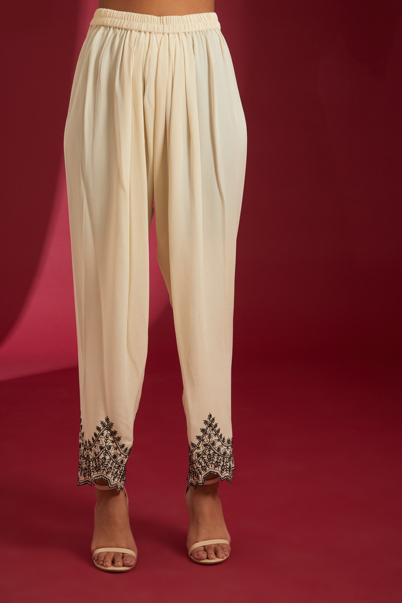Ivory with Black aari Embroidered Georgette Co-Ord Set