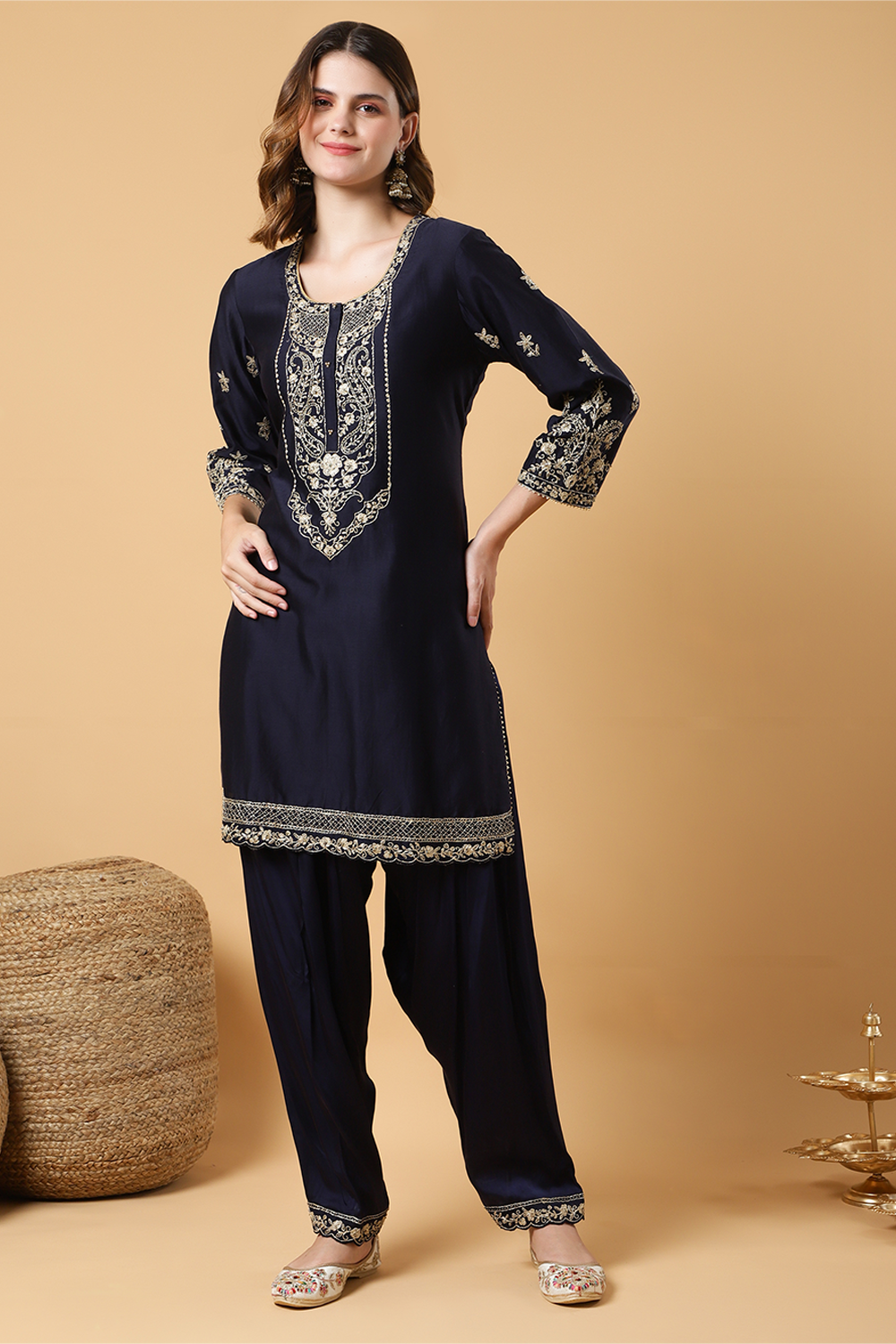 Meherbano short kurta & salwar set