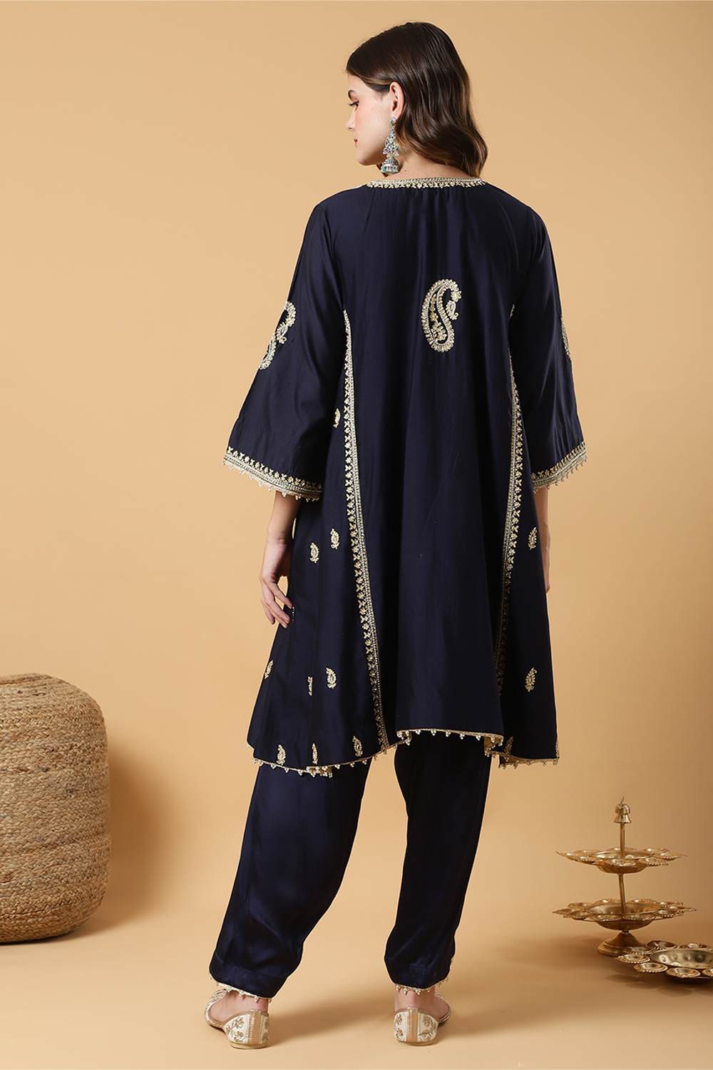 Shahi choga kurta set