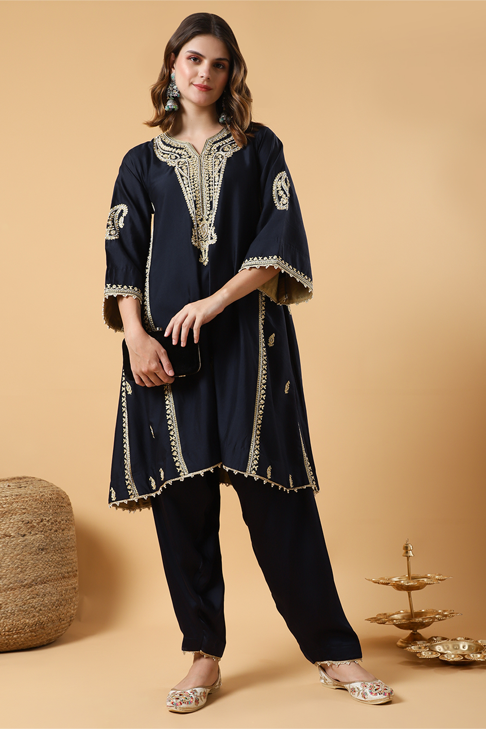 Shahi choga kurta set