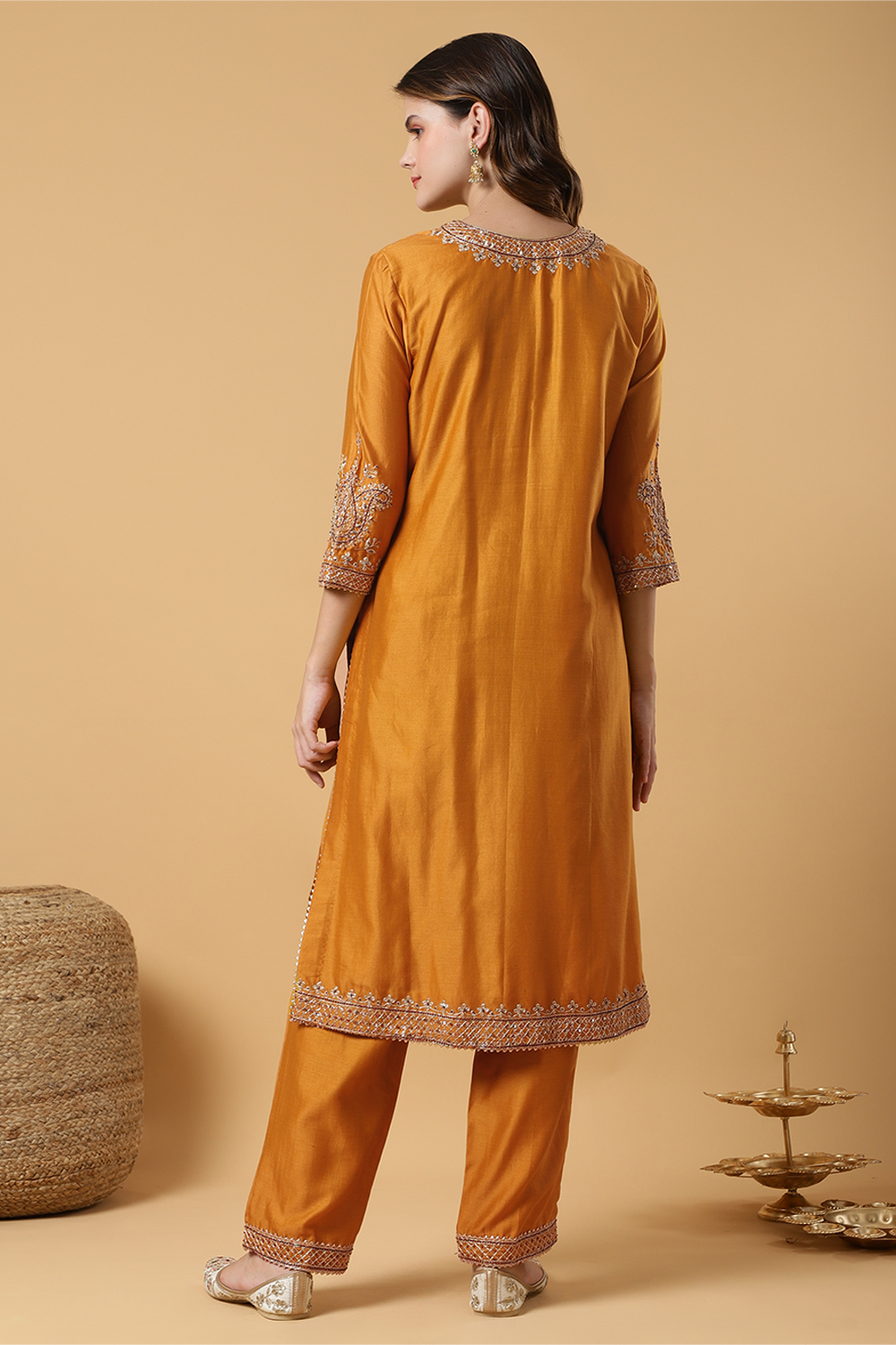 Surmayi Saaj kurta & pant set