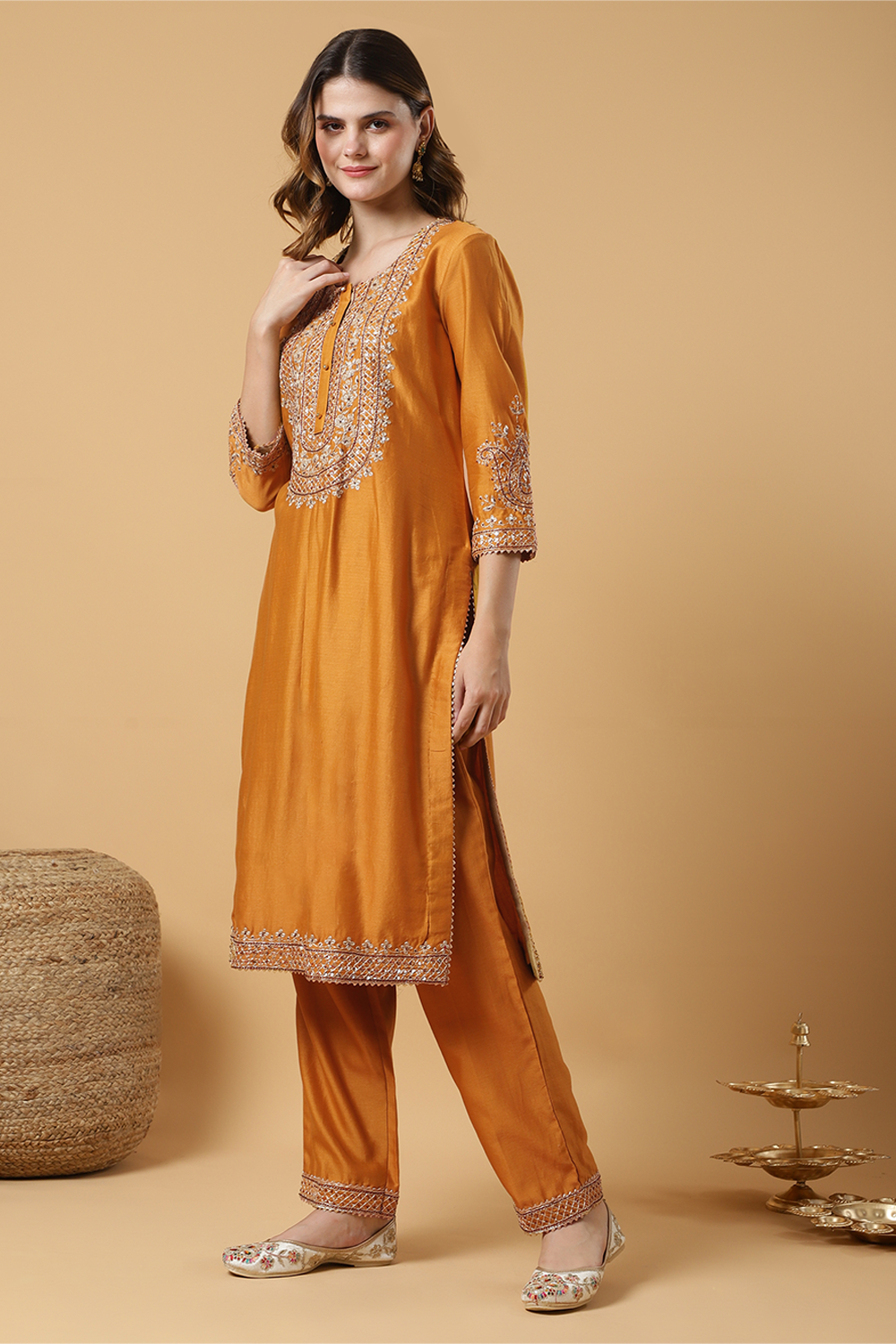 Surmayi Saaj kurta & pant set